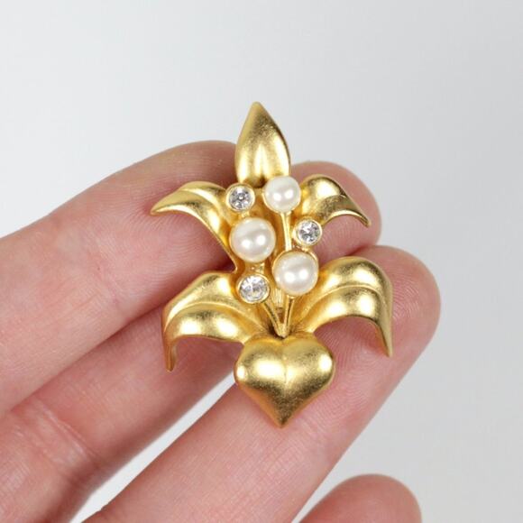 Swarovski Signed Gold Tone Crystal Faux Pearl Lily Mini Brooch Pin - Picture 1 of 7